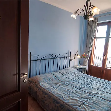 Al Brich Quadriple With Breakfast Гостевой дом 3*